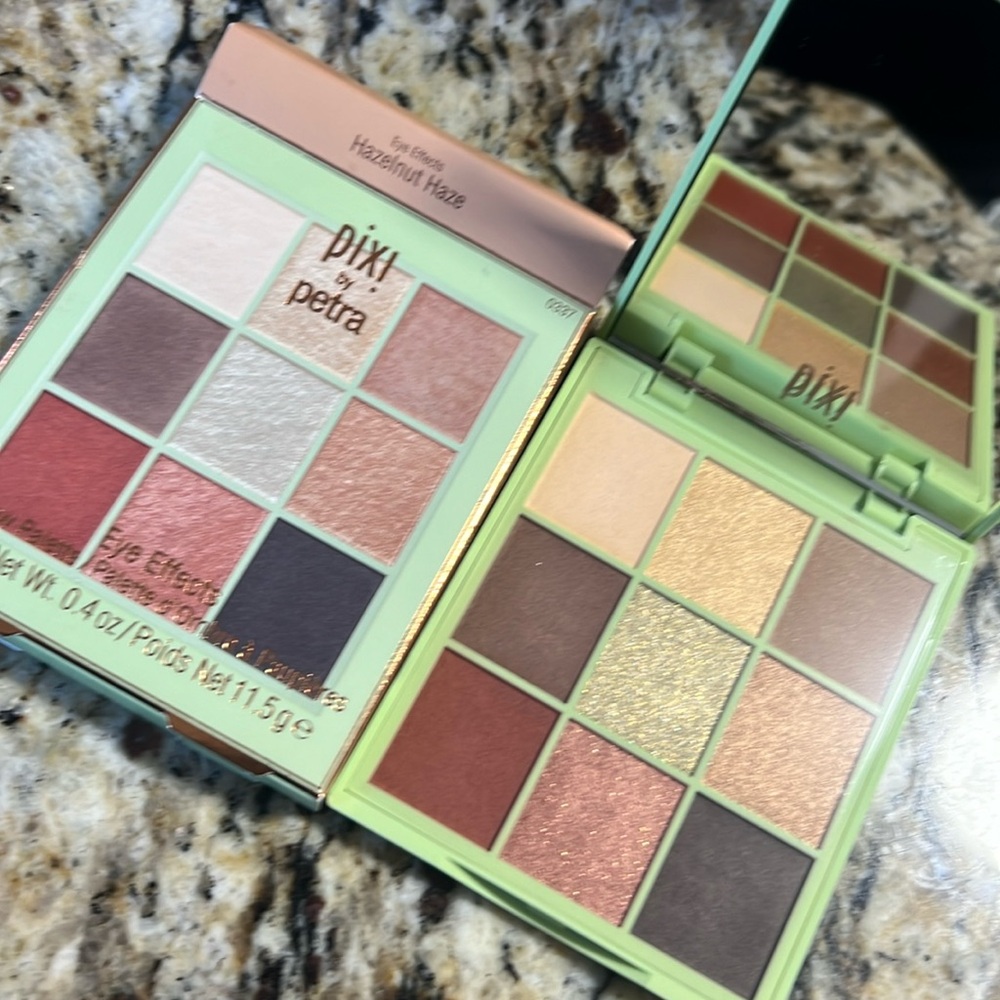 🌙♣️Pixi Hazlenut Haze Eye Shadow Effects Palette